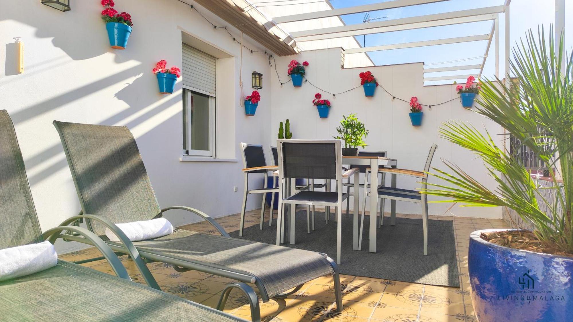 Апартаменты Living4Malaga Sun&Terrace Penthouse Экстерьер фото