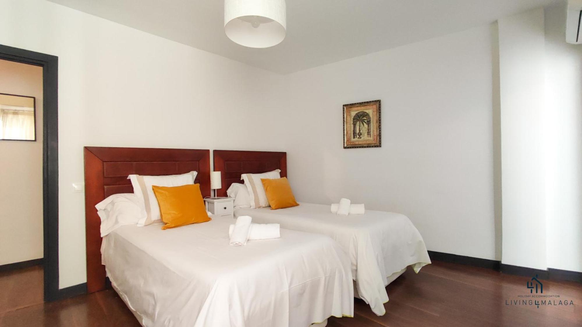 Апартаменты Living4Malaga Sun&Terrace Penthouse Экстерьер фото